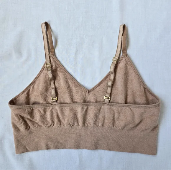 Branwyn▪️Essential Bralette Merino Wool in Warm Nude with convertible straps - Picture 6 of 10
